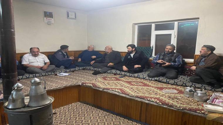 Belediye başkanı Mehmet Demirel ve meclis üyeleri oda ziyaretlerine devam ediyor.